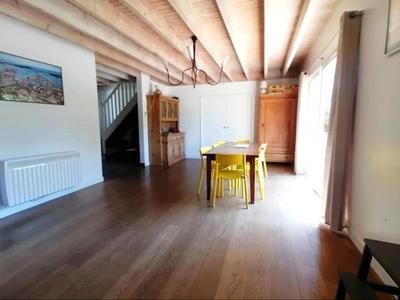 Maison de village - 190 m² - 7 pièces