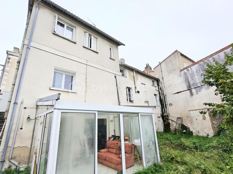 Immeuble - 192 m² - 11 pièces