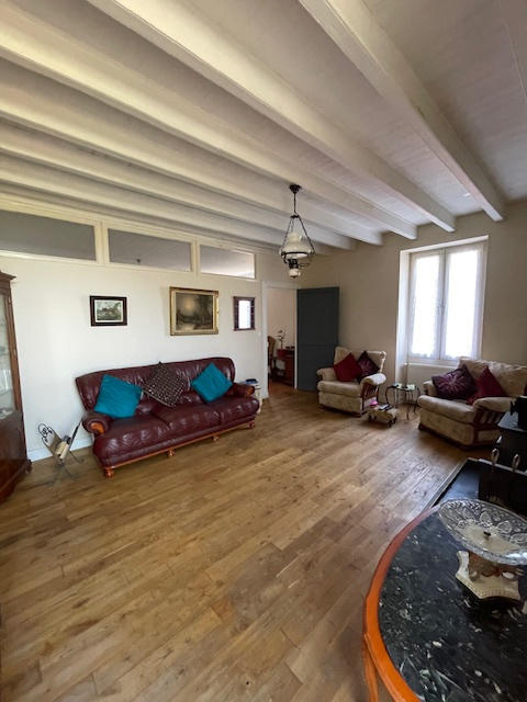 Maison de village - 153 m² - 7 pièces