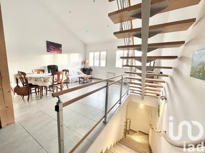 Maison - 80 m² - 5 pièces