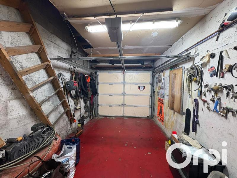 Maison - 185 m² - 5 pièces