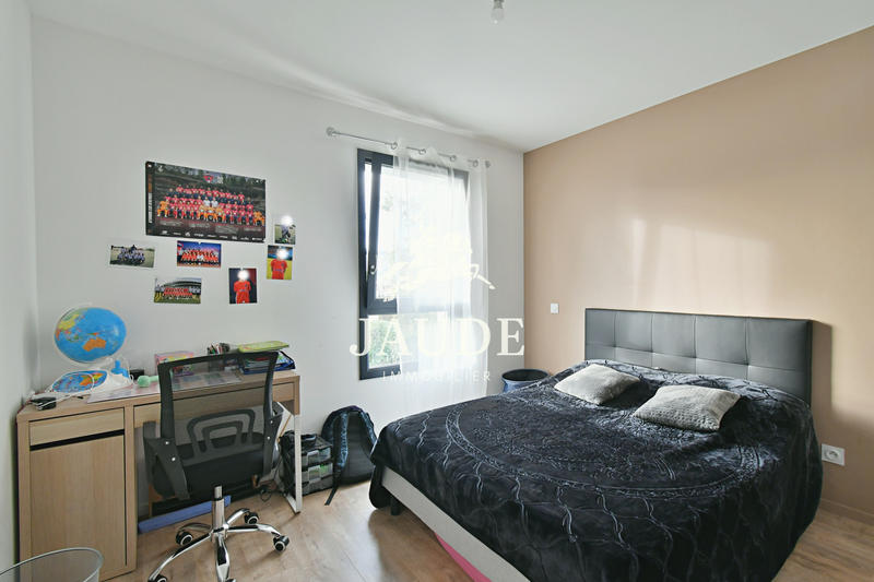 Maison - 121 m² - 5 pièces