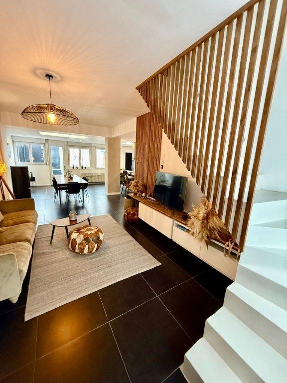 Maison - 156 m² - 5 pièces