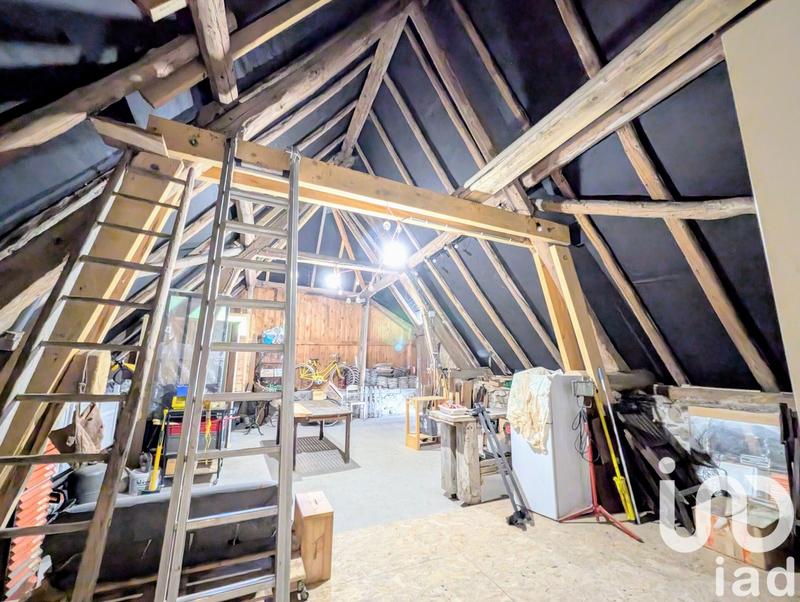 Maison - 201 m² - 7 pièces