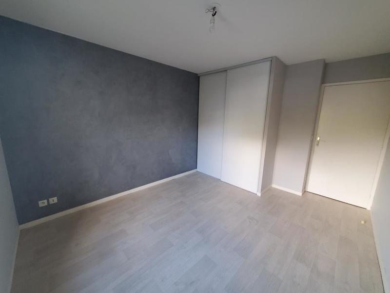 Appartement ancien - 80 m² - 4 pièces