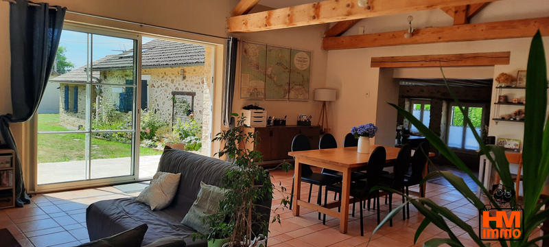 Maison - 159 m² - 6 pièces