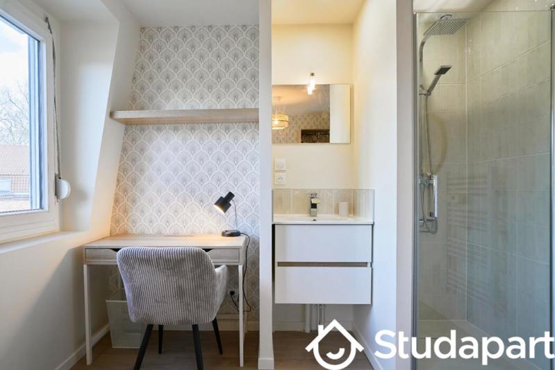 Chambre - 11 m² - 1 pièce