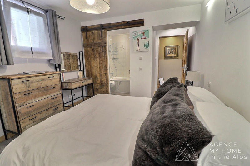 Châlet - 248 m² - 9 pièces