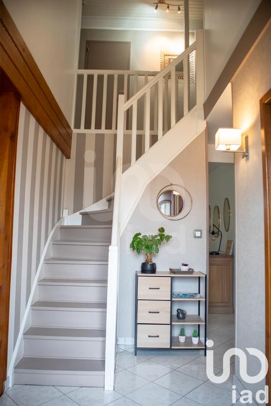 Maison - 110 m² - 6 pièces