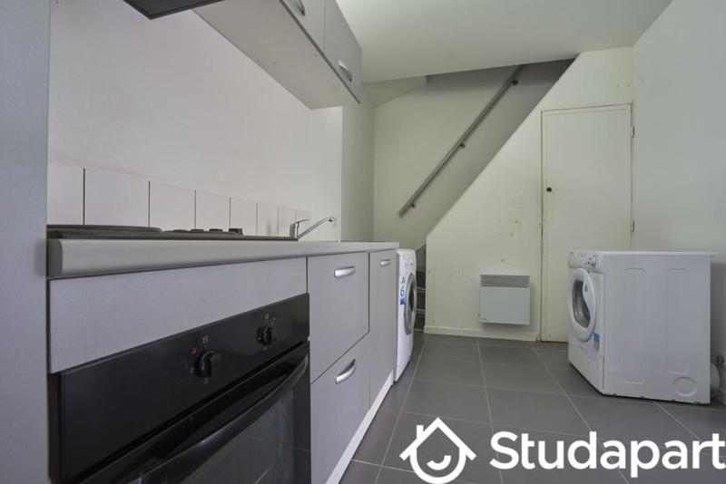 Chambre - 12 m² - 1 pièce