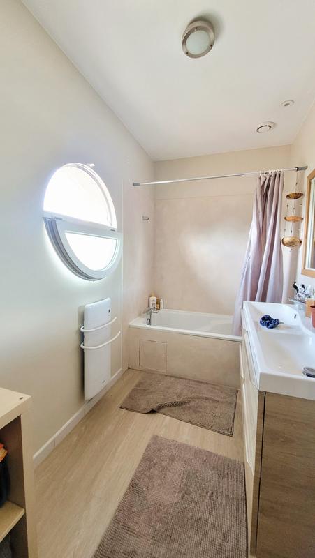 Appartement - 75 m² - 3 pièces