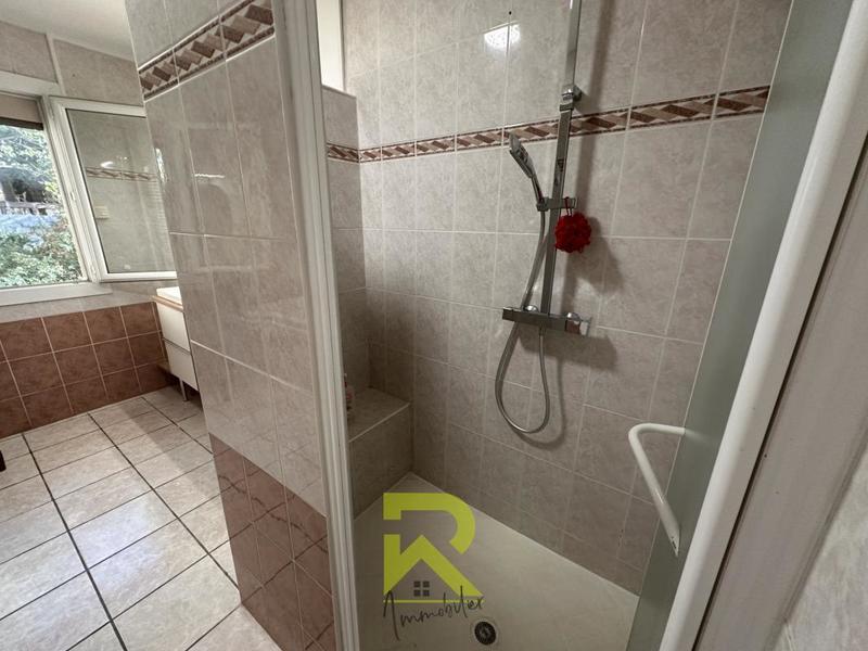 Propriété - 195 m² - 8 pièces