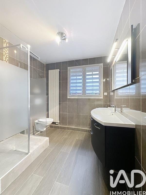 Maison - 290 m² - 7 pièces