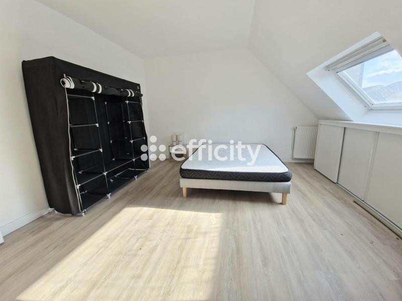 Appartement - 95 m² - 5 pièces