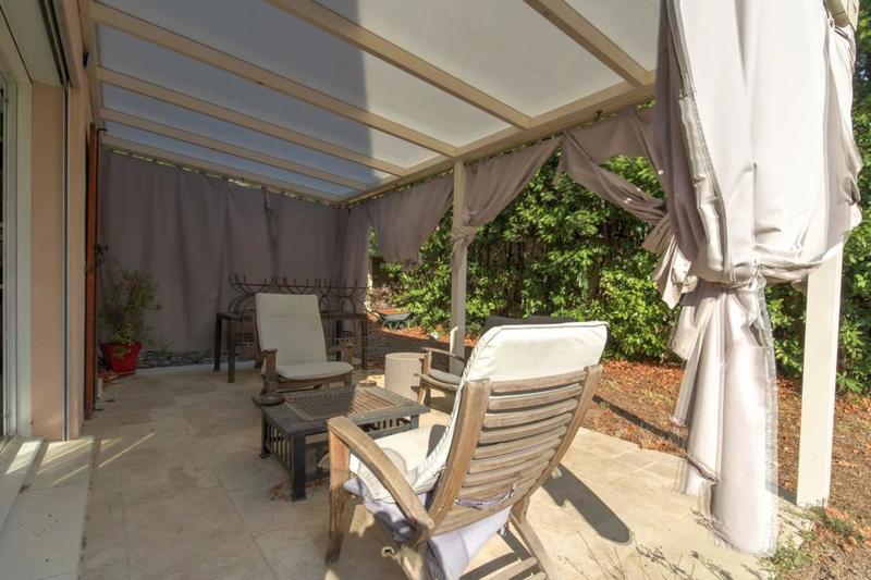 Maison - 99 m² - 5 pièces