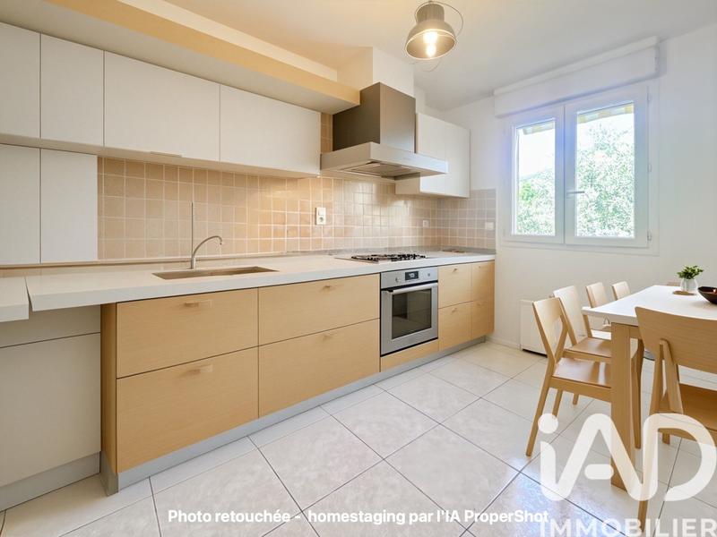 Appartement - 70 m² - 3 pièces