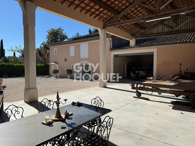 Maison bourgeoise - 680 m² - 20 pièces