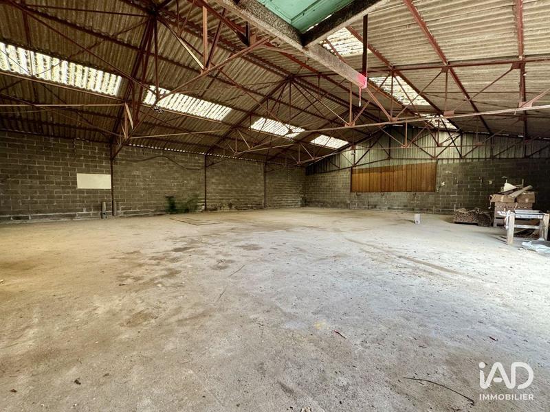 Local commercial - 1 200 m²