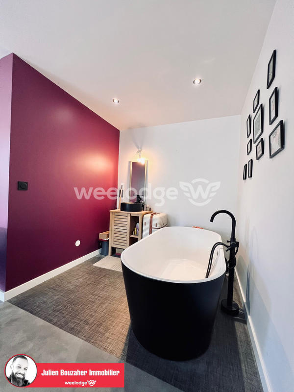 Maison - 137 m² - 5 pièces