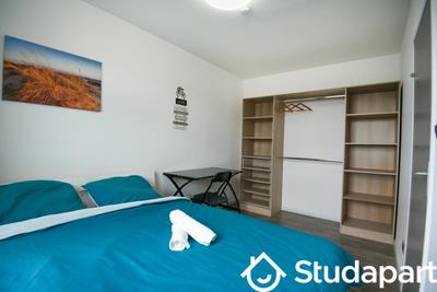 Chambre - 12 m² - 1 pièce