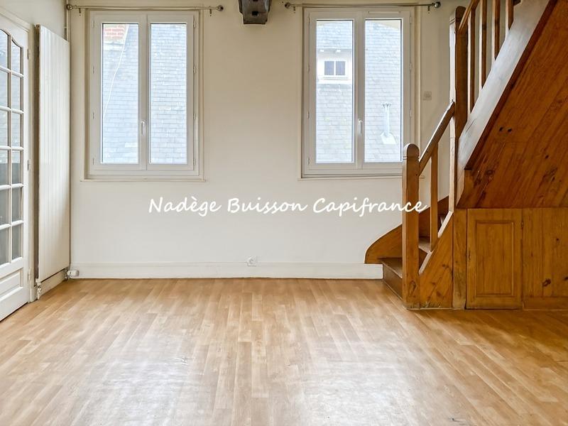 Immeuble - 70 m² - 4 pièces