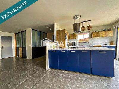 Maison - 95 m² - 4 pièces