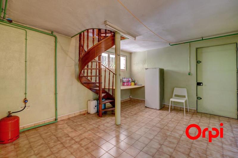 Maison - 179 m² - 4 pièces