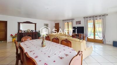 Maison - 118 m² - 4 pièces