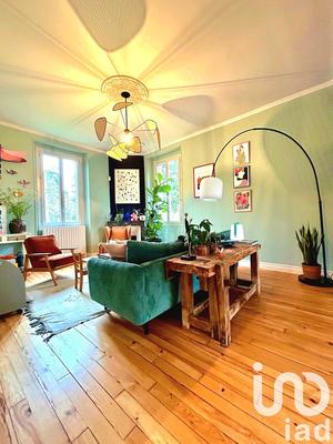 Maison - 187 m² - 6 pièces