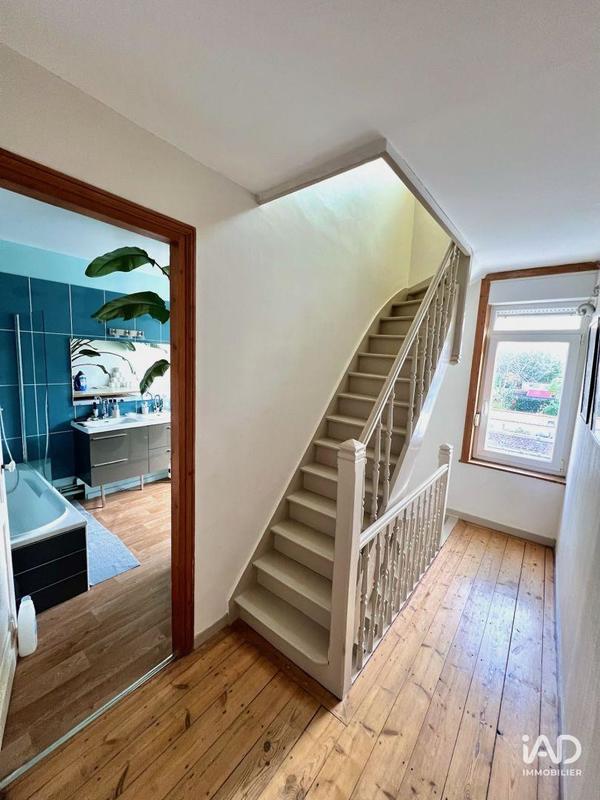 Maison - 100 m² - 4 pièces