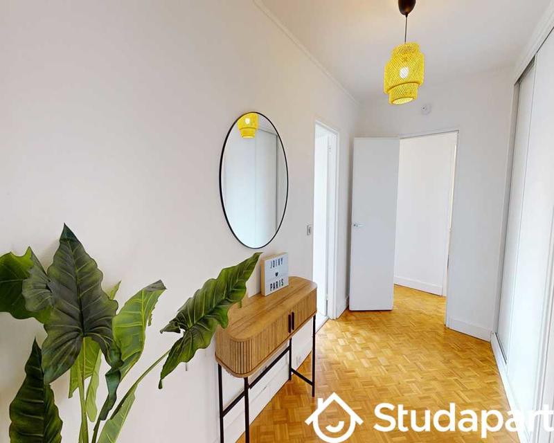 Chambre - 110 m² - 1 pièce