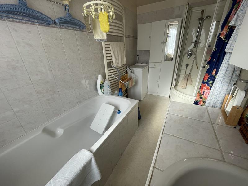 Maison traditionnelle - 116 m² - 7 pièces