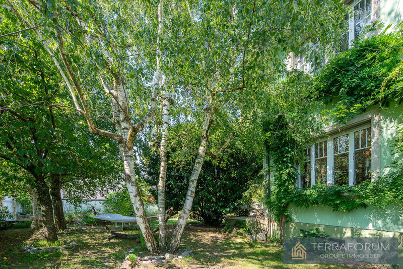 Maison - 265 m² - 8 pièces