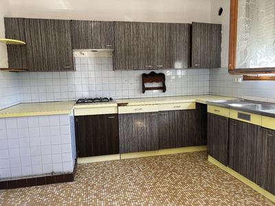 Maison - 200 m² - 8 pièces