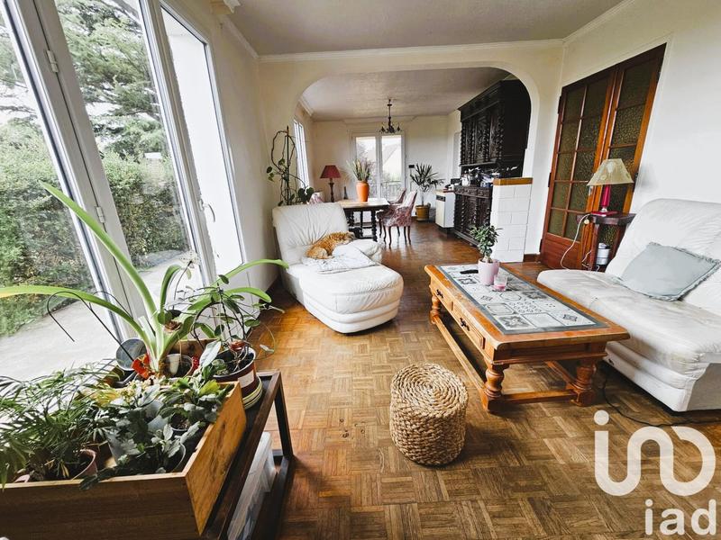 Maison - 170 m² - 9 pièces