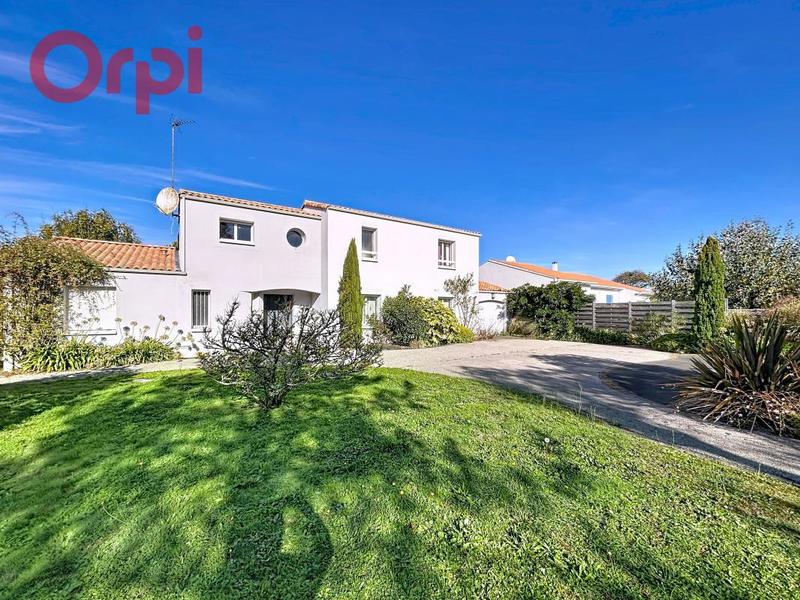 Maison - 198 m² - 5 pièces