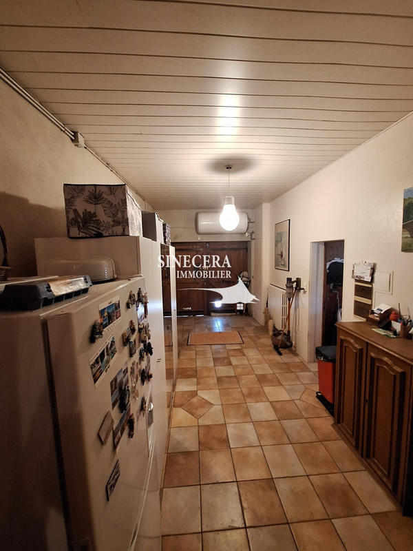 Maison - 230 m² - 8 pièces