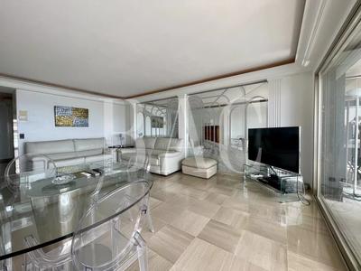 Appartement - 72 m² - 2 pièces