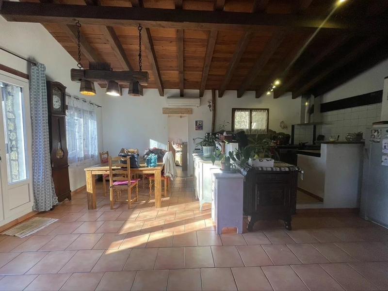 Maison - 288 m² - 11 pièces