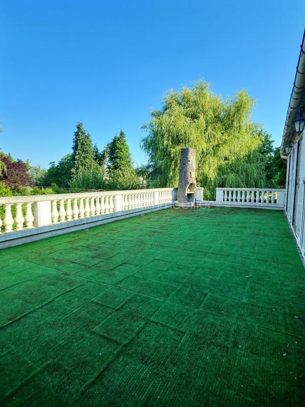 Maison de ville - 328 m² - 8 pièces