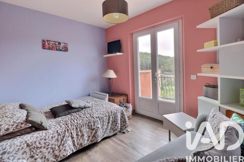 Maison - 224 m² - 9 pièces