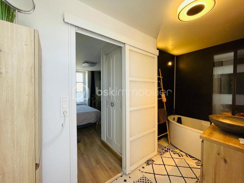 Hôtel particulier - 252 m² - 15 pièces