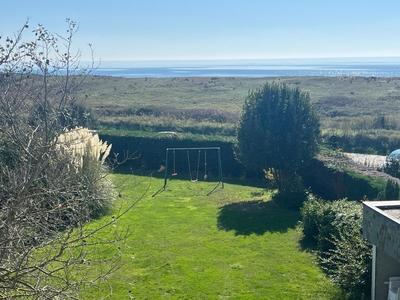 Maison d'architecte - 175 m² - 9 pièces