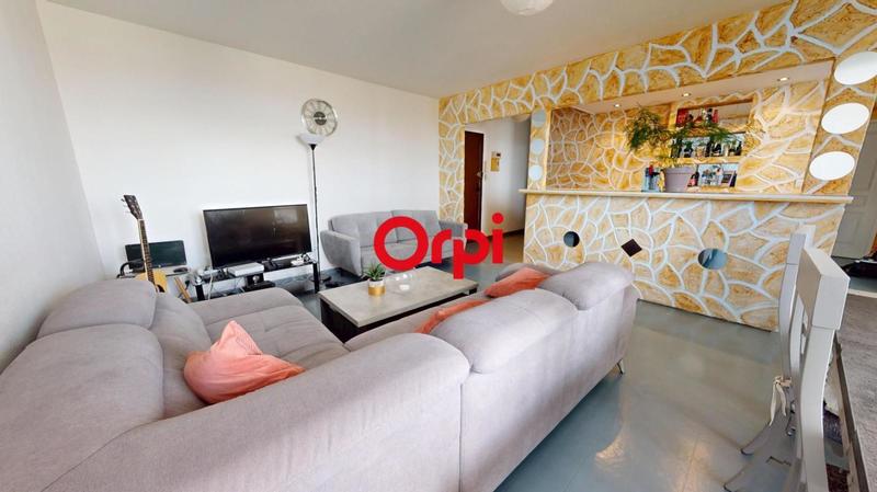 Appartement - 90 m² - 4 pièces