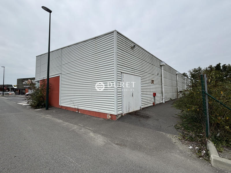 Local commercial - 415 m²