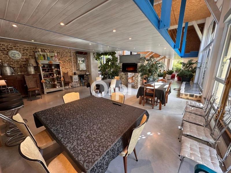 Maison - 338 m² - 6 pièces