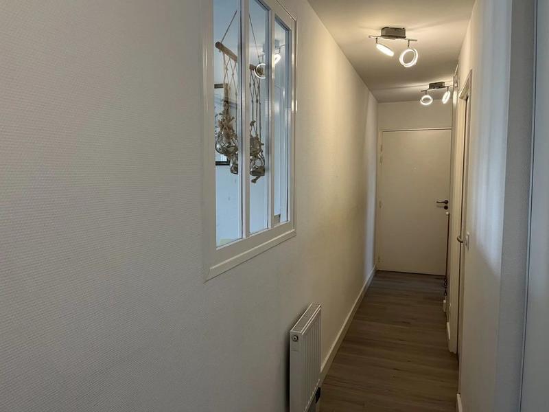 Appartement - 93 m² - 5 pièces