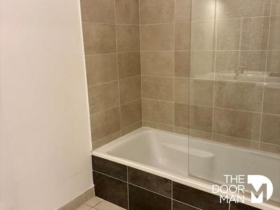 Appartement - 92 m² - 5 pièces