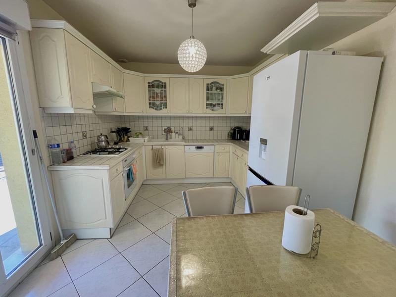 Maison - 103 m² - 5 pièces