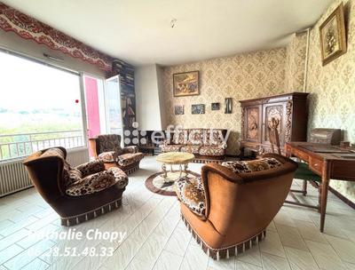 Appartement - 105 m² - 4 pièces